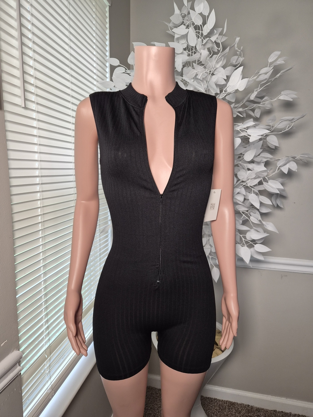 Black Ribbed Sleeveless Zip-Front Romper Top - Women